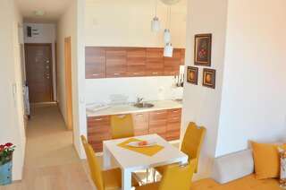 Апартаменты Sunset Apartments Rafailovici Рафаиловичи Апартаменты с 1 спальней-9
