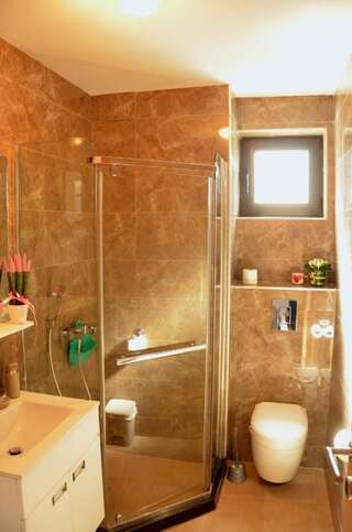Апартаменты Sunset Apartments Rafailovici Рафаиловичи Апартаменты с 1 спальней-16