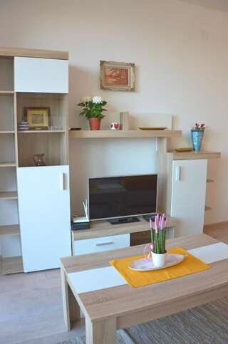 Апартаменты Sunset Apartments Rafailovici Рафаиловичи Апартаменты с 1 спальней-36