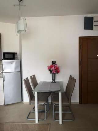 Апартаменты Sunset Apartments Rafailovici Рафаиловичи Апартаменты с 2 спальнями-5